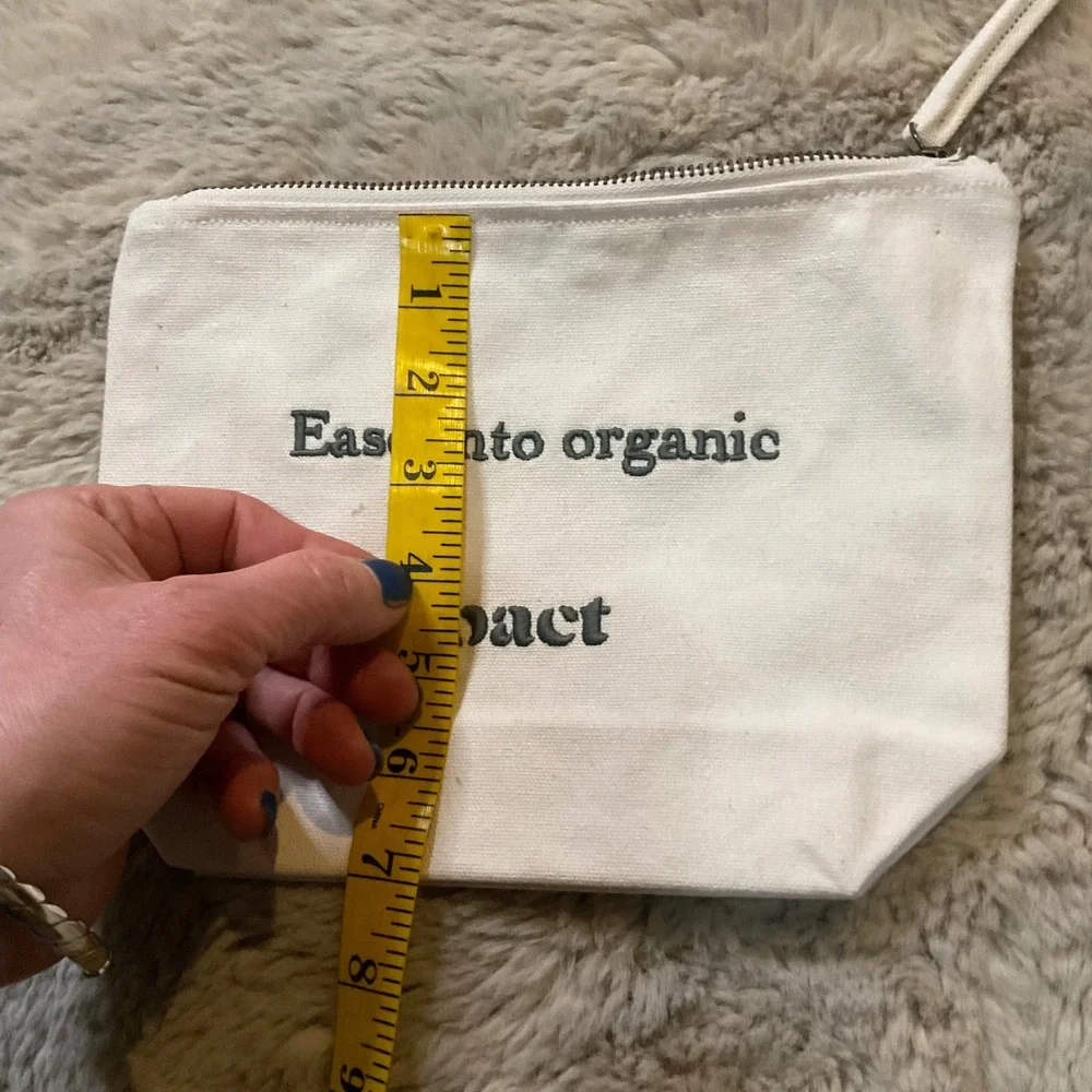Pact Going Places Travel Pouch 100% Organic Cotton Zipper Pouch‎
